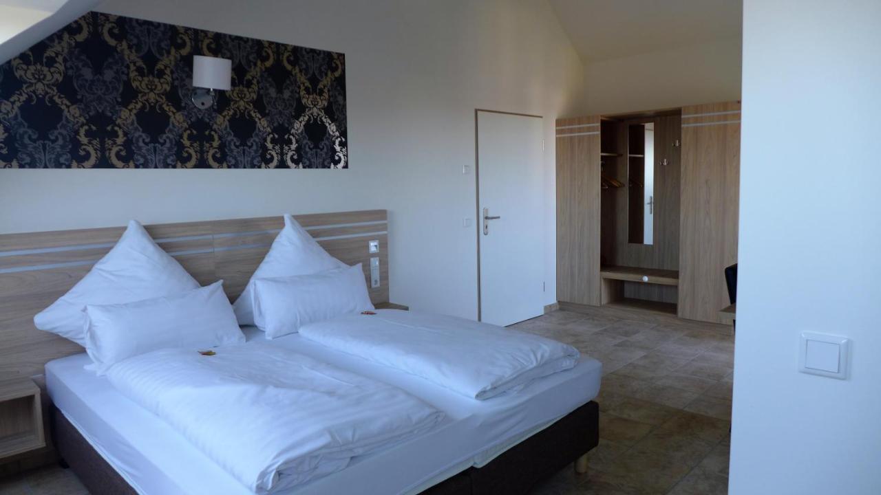 St Michael Atrona Gmbh Hotel Ойскирхен Екстериор снимка
